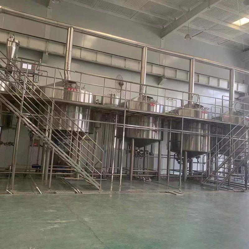 西乡精酿啤酒设备厂—平面布置、设备设计、制造、调试、培训等一条龙服务_COPY